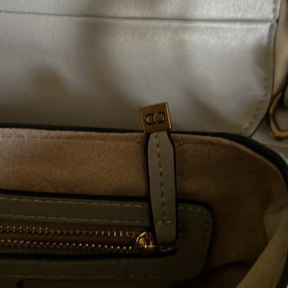 Designer-inspired perfect leather bag with detached belt - Picture 6 of 6